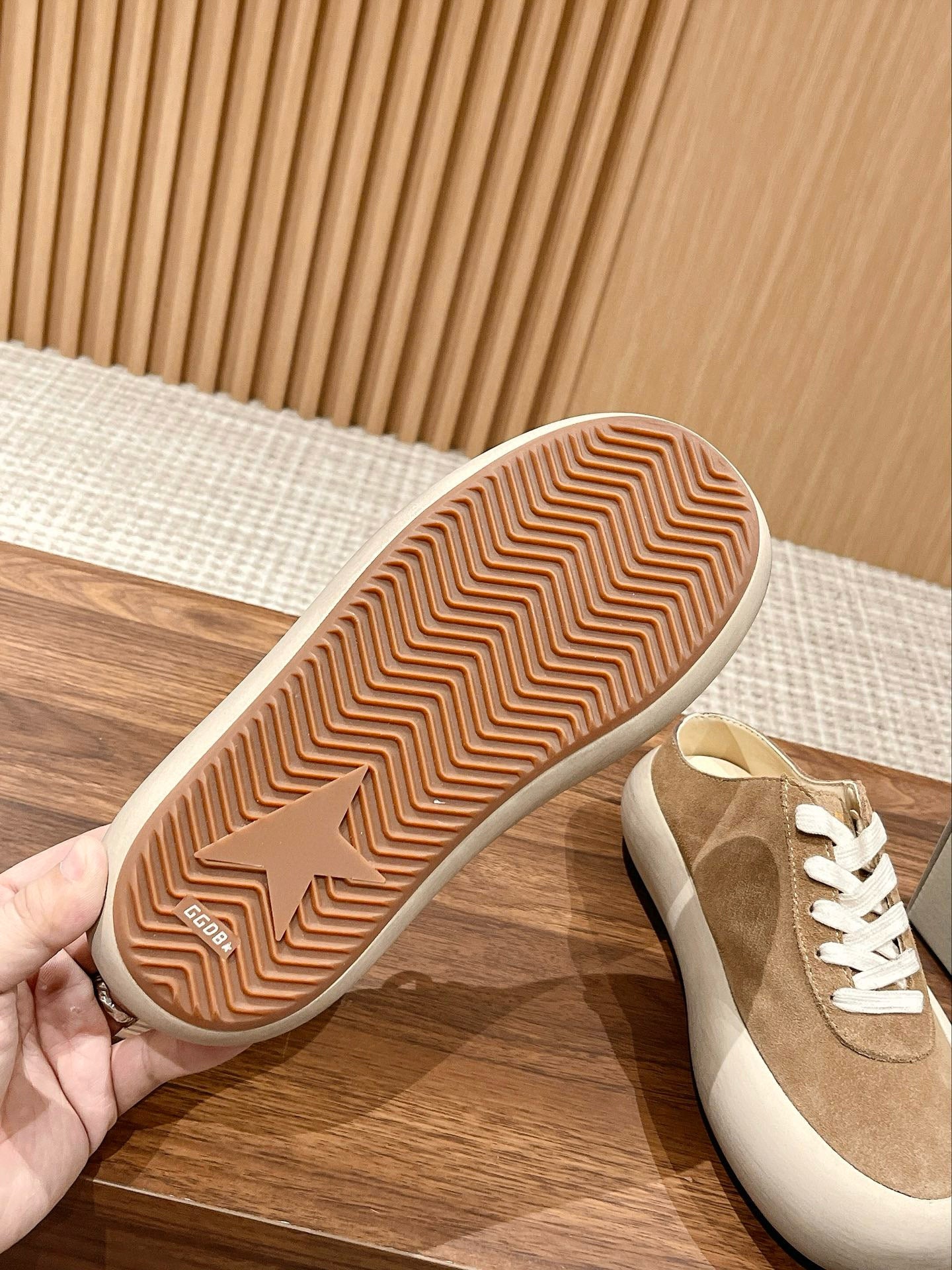 Golden Goose Sneaker