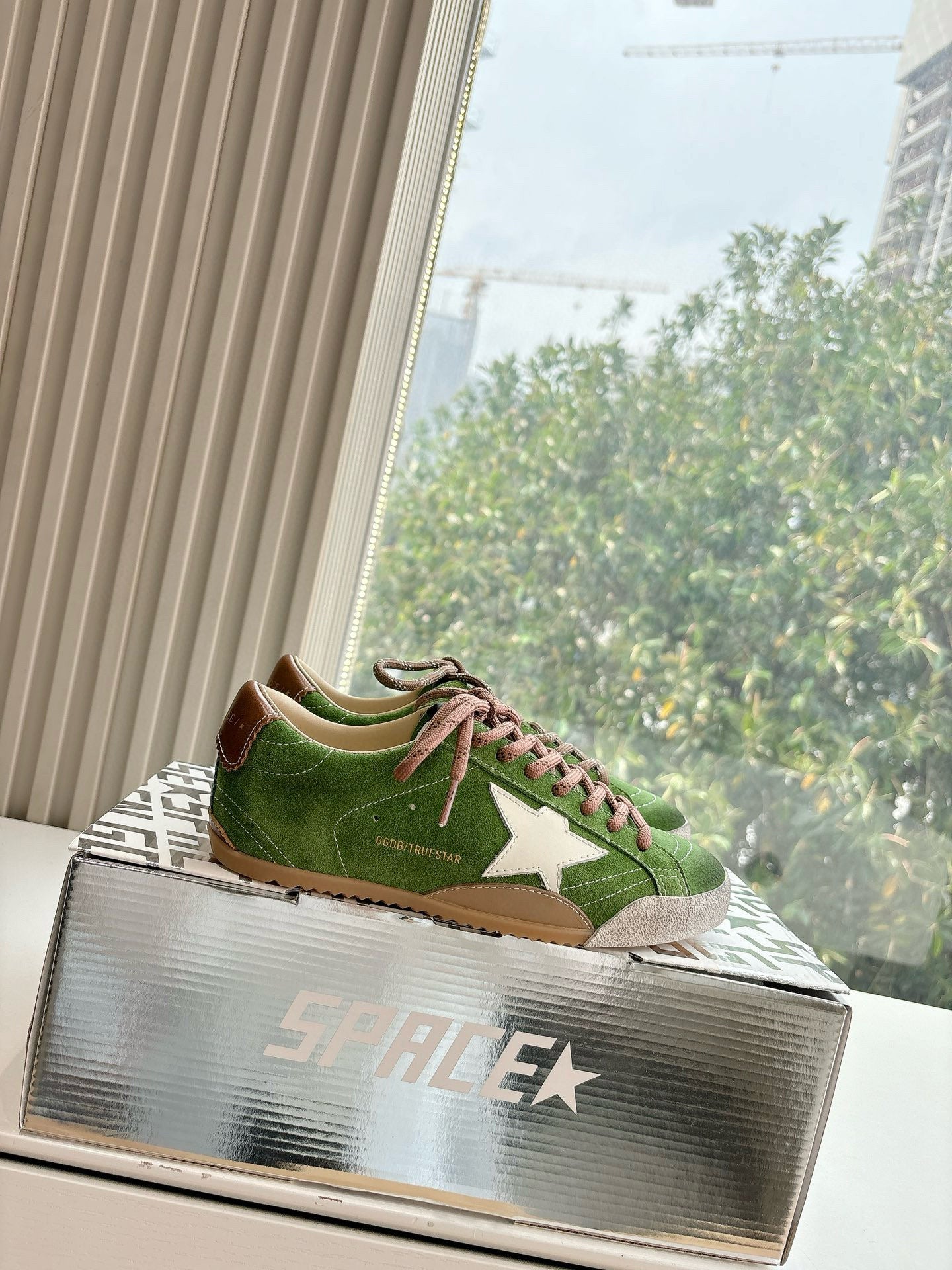 Golden Goose Sneaker