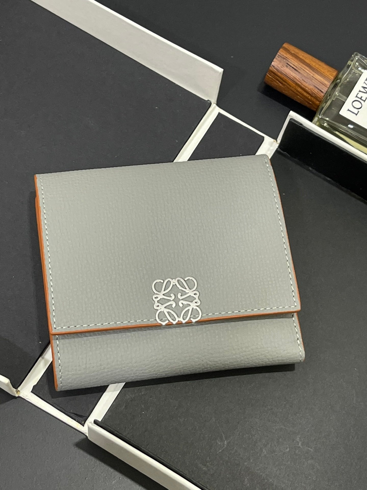 Loewe Wallet