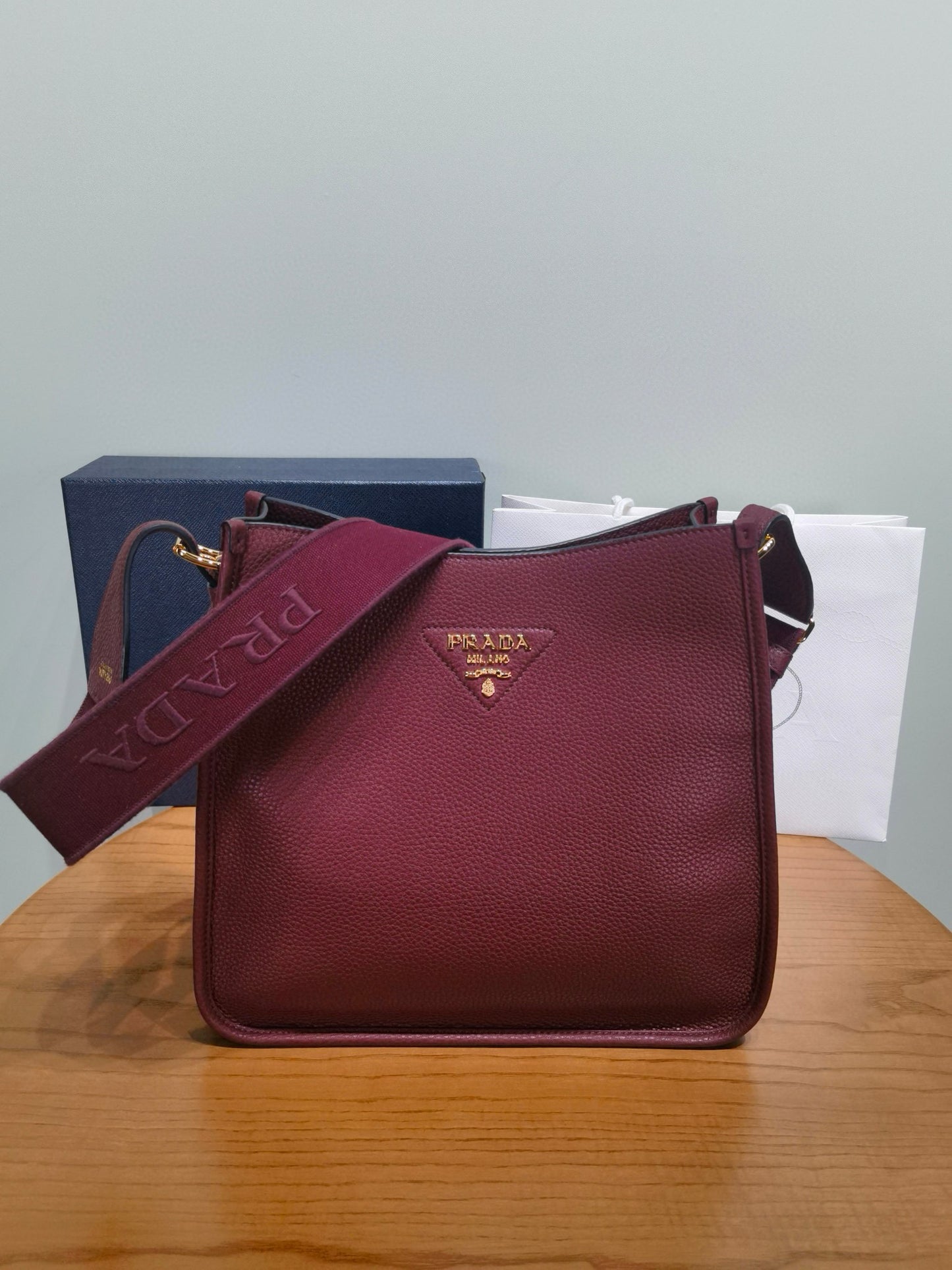 PD Small Camera Crossbody Bag 30x28x12cm