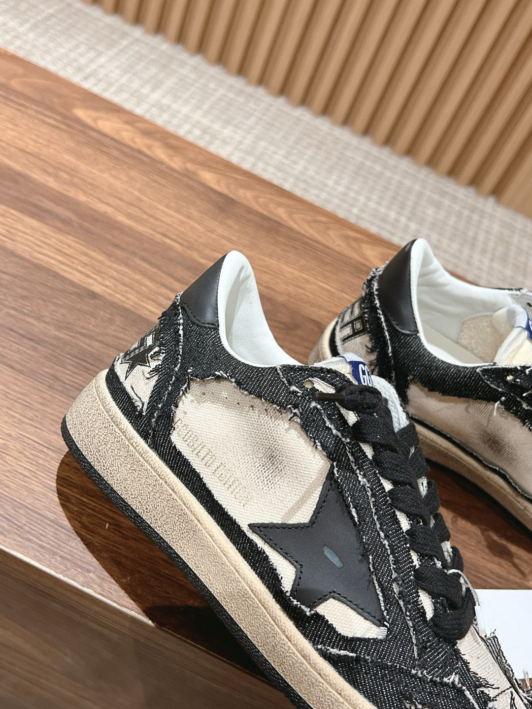 Golden Goose Sneaker