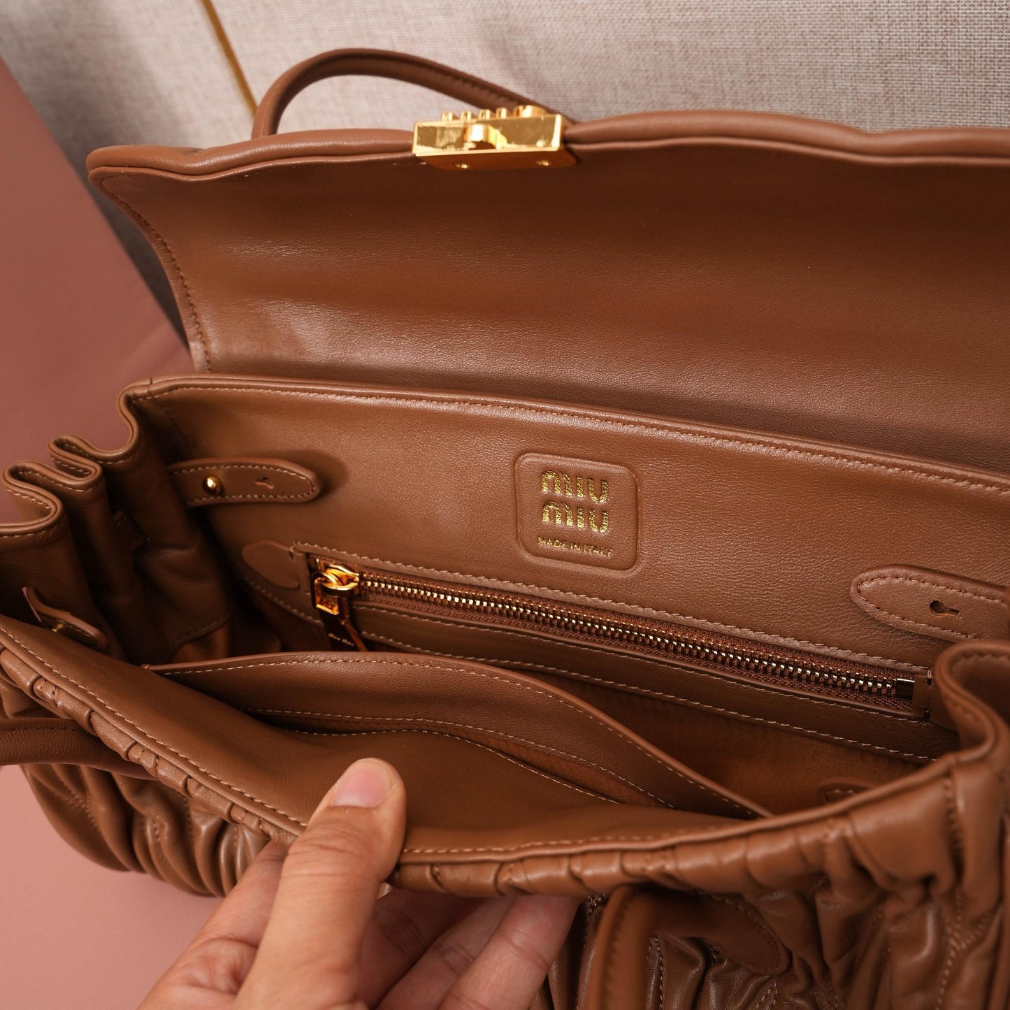 Miu Miu Shoulder Bag 28x15x11cm