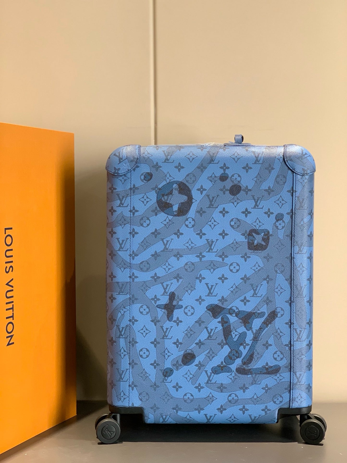 Louis Vuitton Luggages