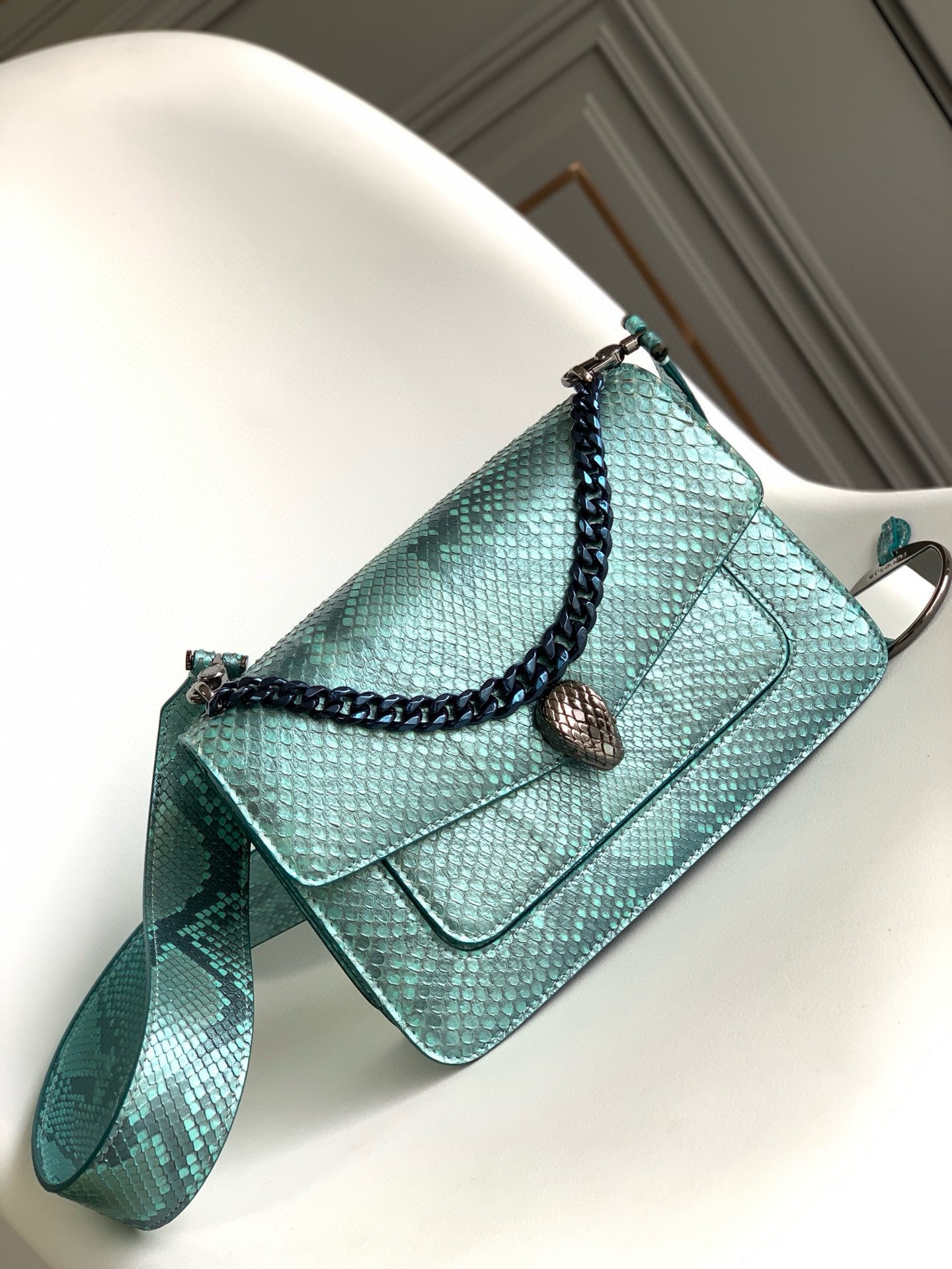 Bvlgari Serpenti Forever Bag(25CM*17CM*8CM)