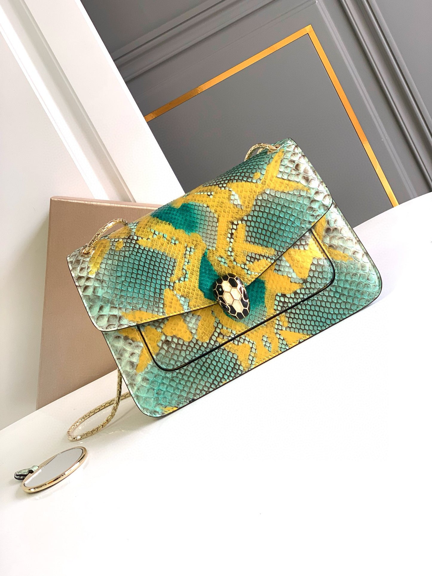 Bvlgari Serpenti Forever Bag(25CM*16.5CM*8CM)