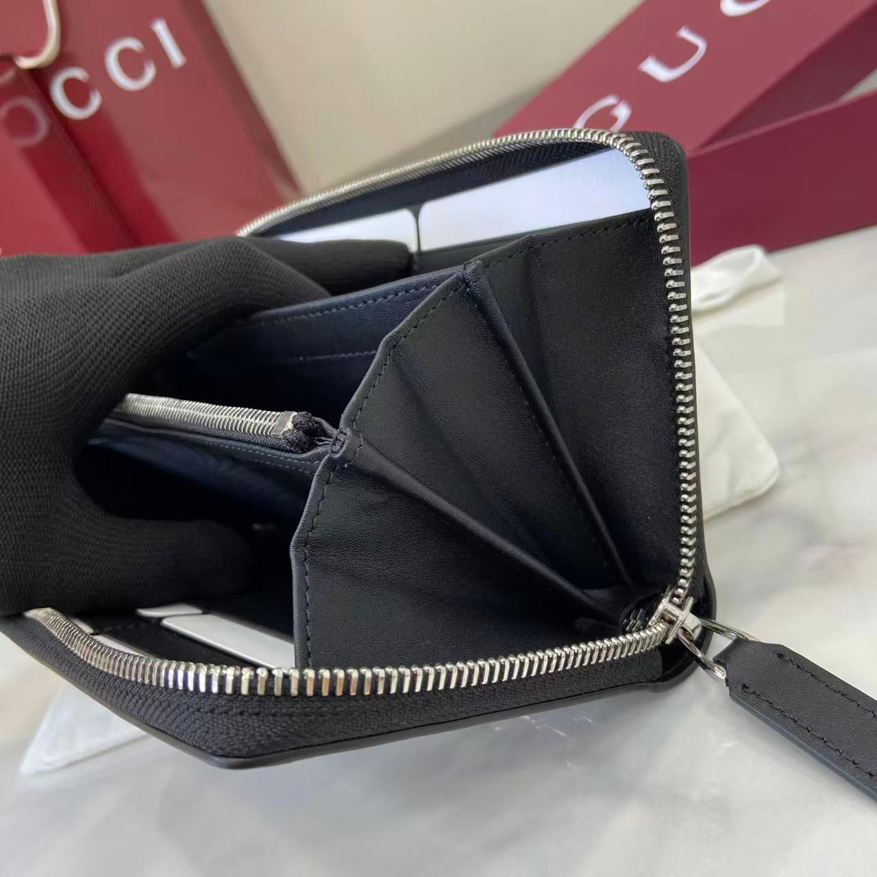 Gucci Long Zipped Wallet