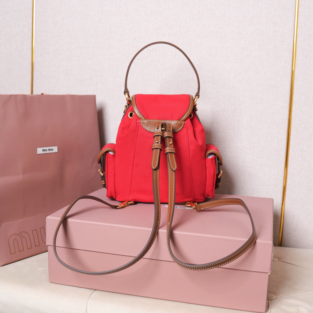 Miu Miu Backpack 22x18x11.5cm