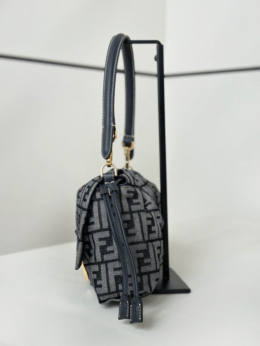 Fendi Mamma Baguette Bag