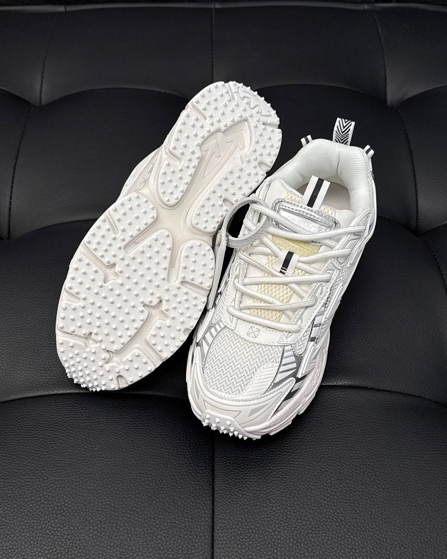 Off-White ODSY 1000 Sneaker