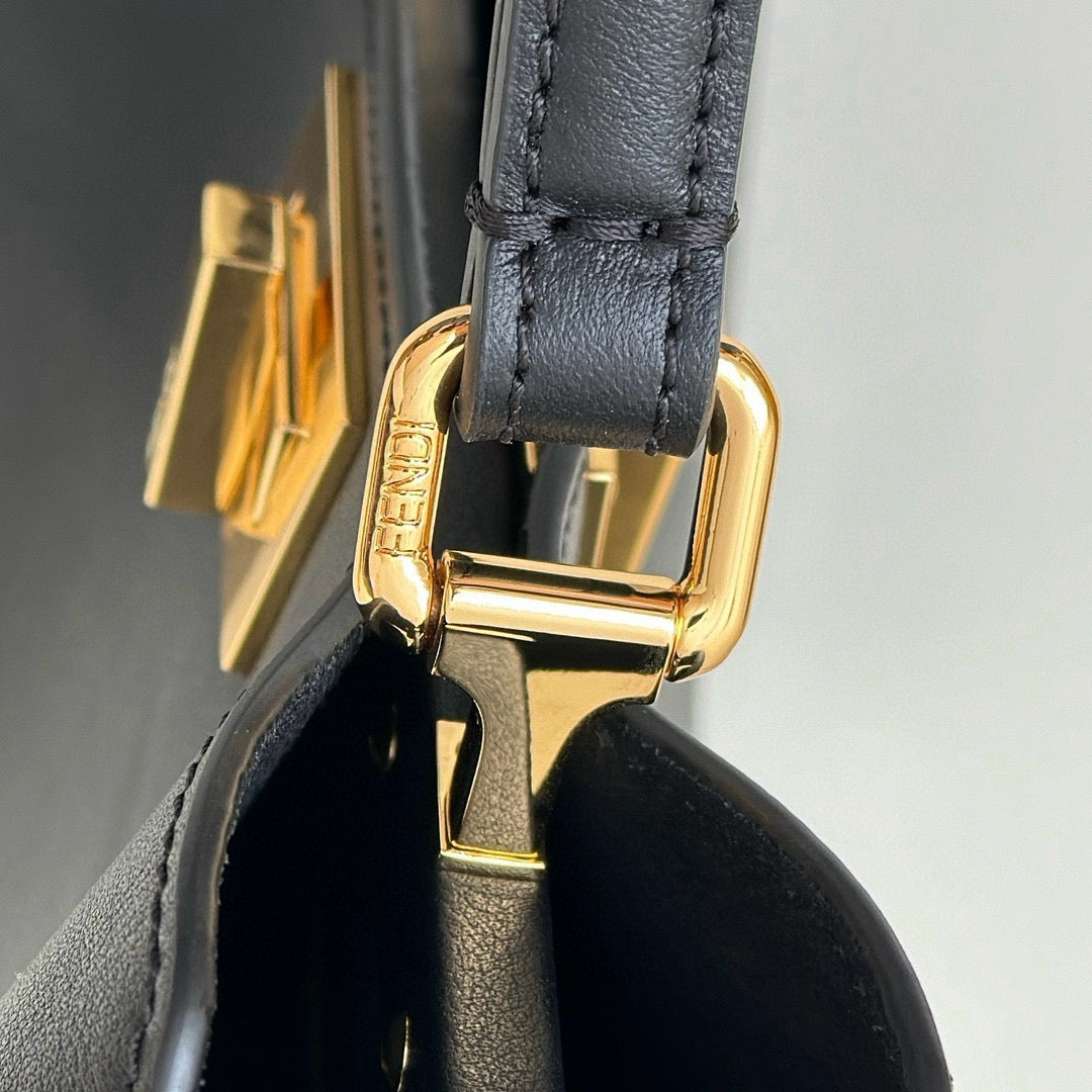 Fendi Peekaboo Bag (Small)