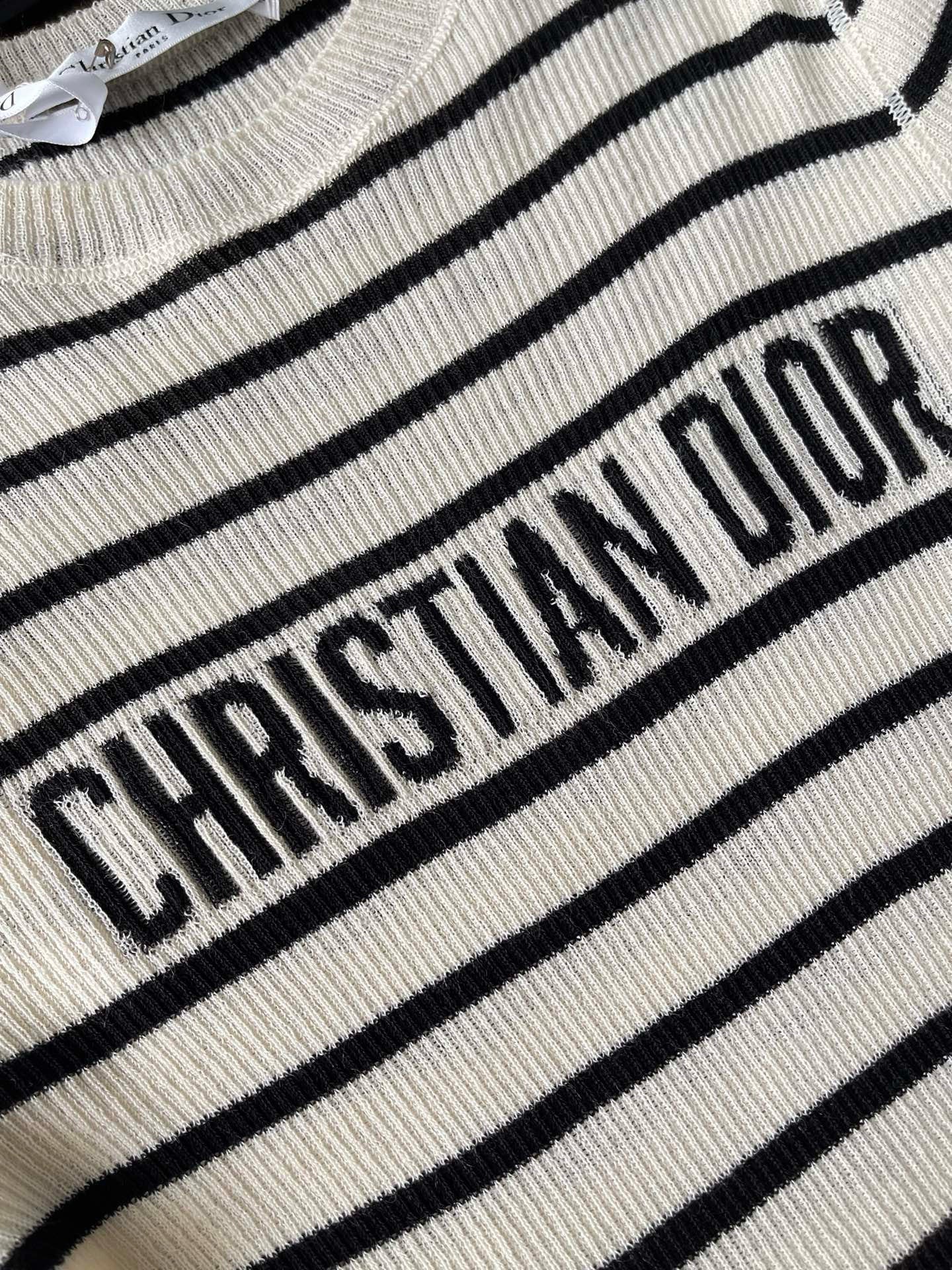 Dior T-shirt