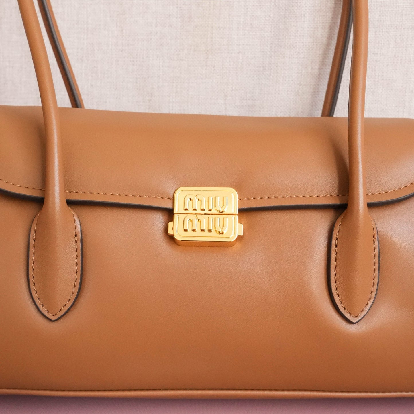 Miu Miu Shoulder Bag 28x15x11cm