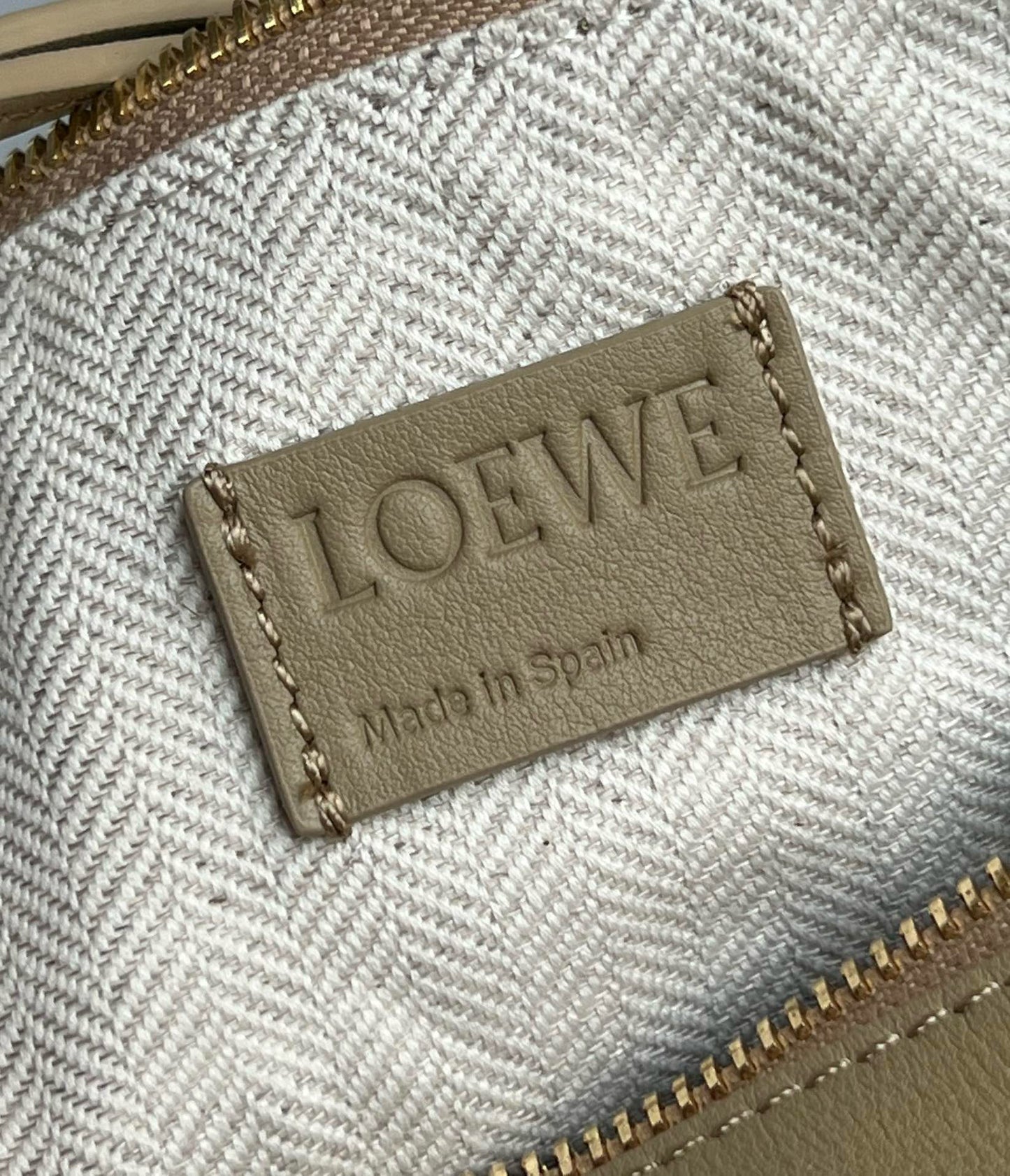 Loewe Puzzle Shoulder Bag(28x17x9.5cm)