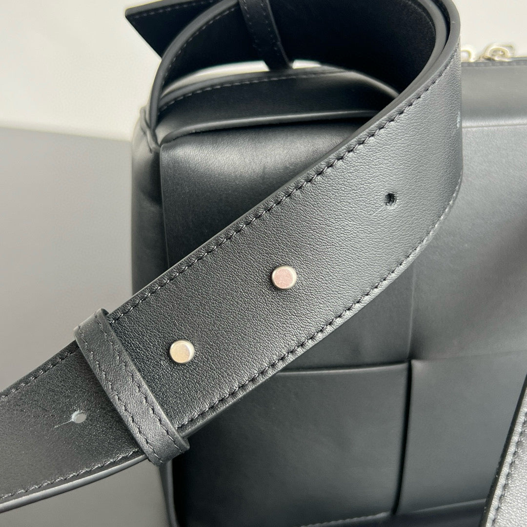 BV Camera Bag 28x18x9CM