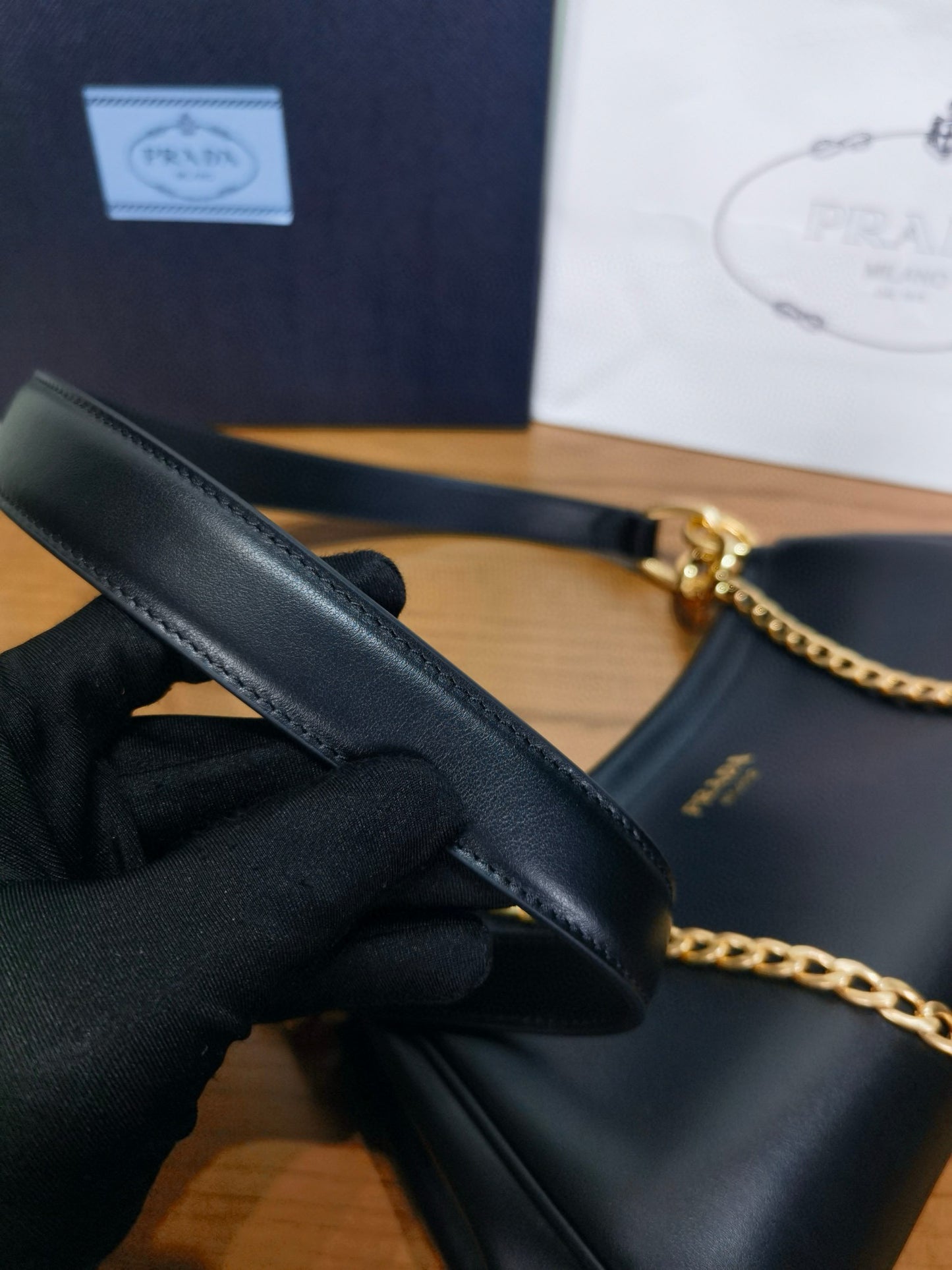 PD Enchaine Shoulder Bag