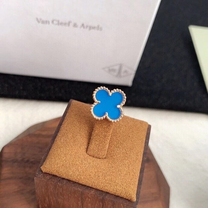 Van Cleef & Arpels Earrings