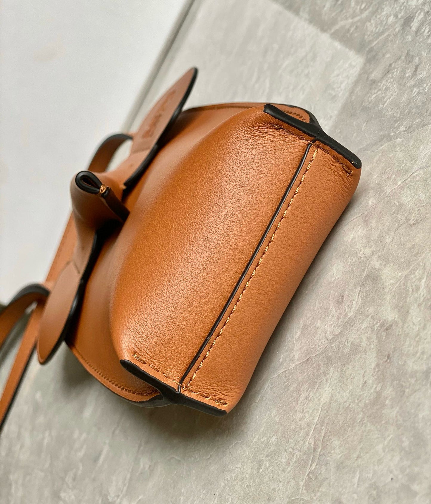 Loewe Elephant Phone Bag(8x4x19cm)