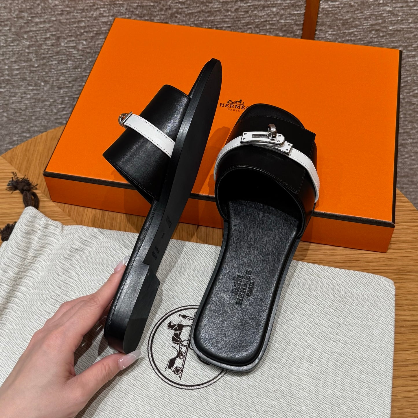 Hermes Sandals