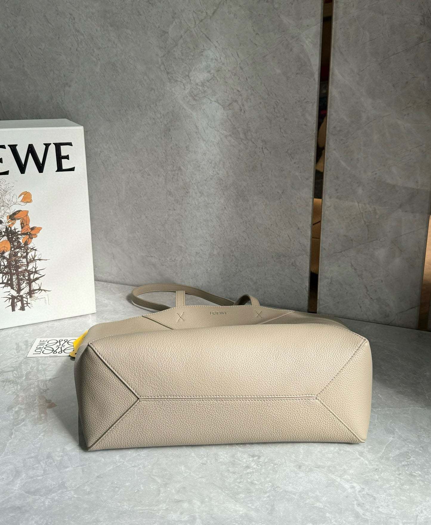 Loewe Puzzle Fold Tote Bag(31.5x12.5x29cm)