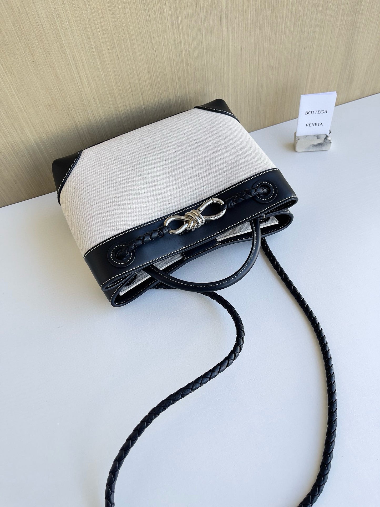 BV Andiamo Bag 25x22x10.5cm