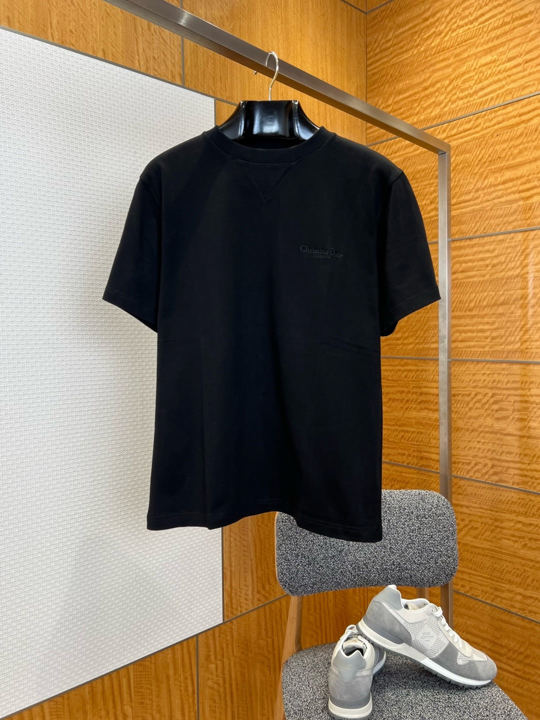 Dior T-shirt