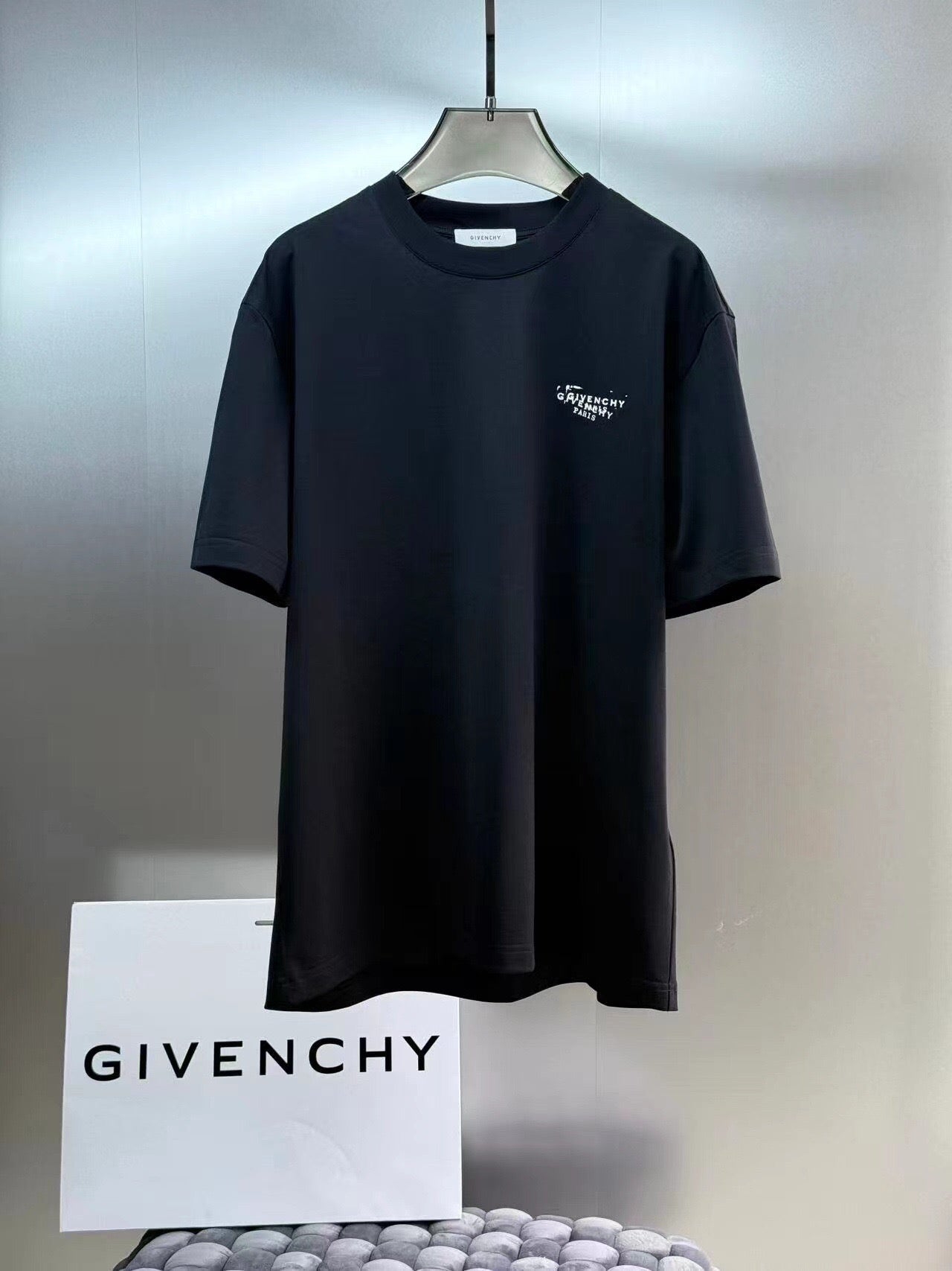 Givenchy T-Shirt