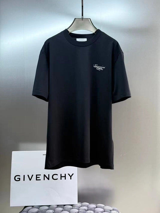 Givenchy T-Shirt