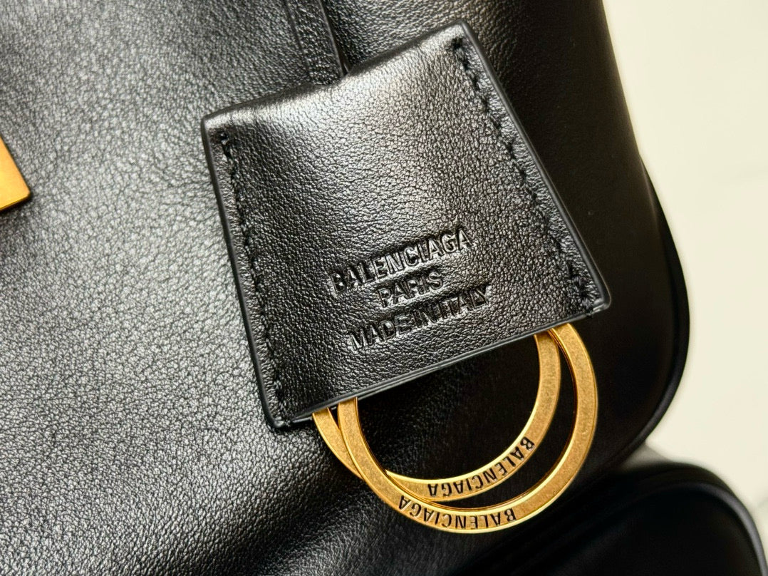 BLCG Rodeo Sling Pochette Bag(22x11.9x12.7cm)