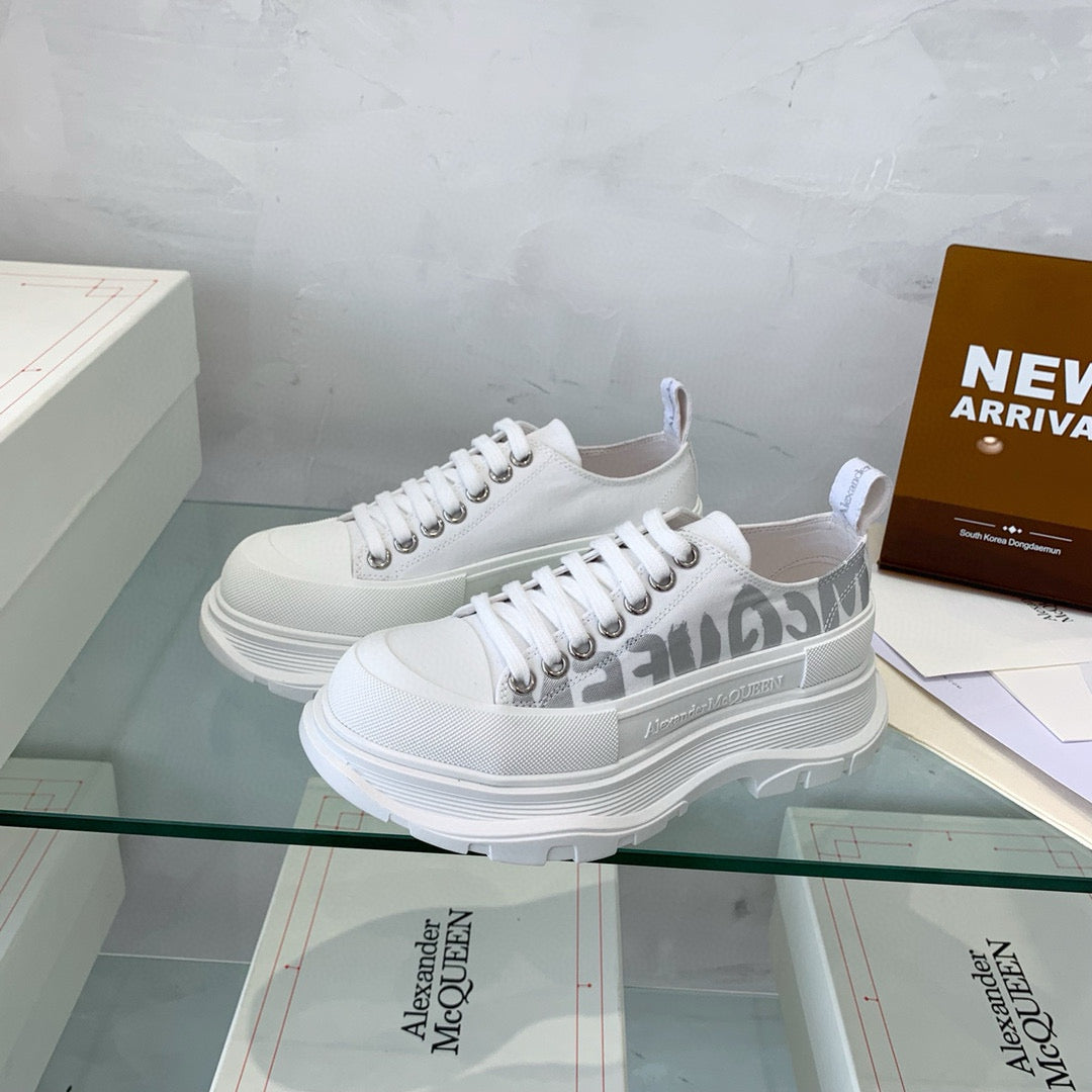 Alexander McQueen Sneakers