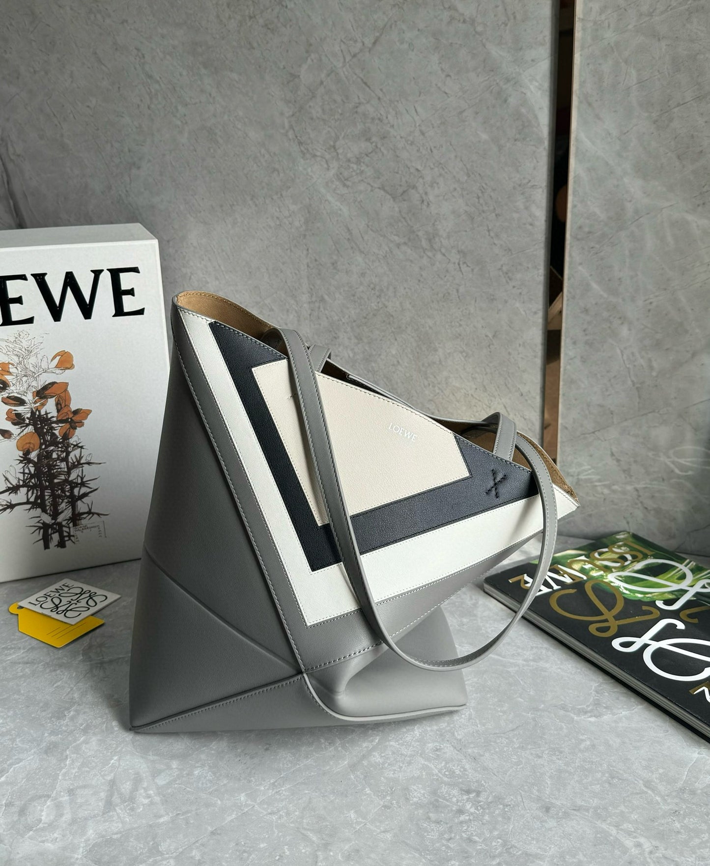 Loewe Puzzle Fold Tote Bag(25.5x14.5x31.5cm)