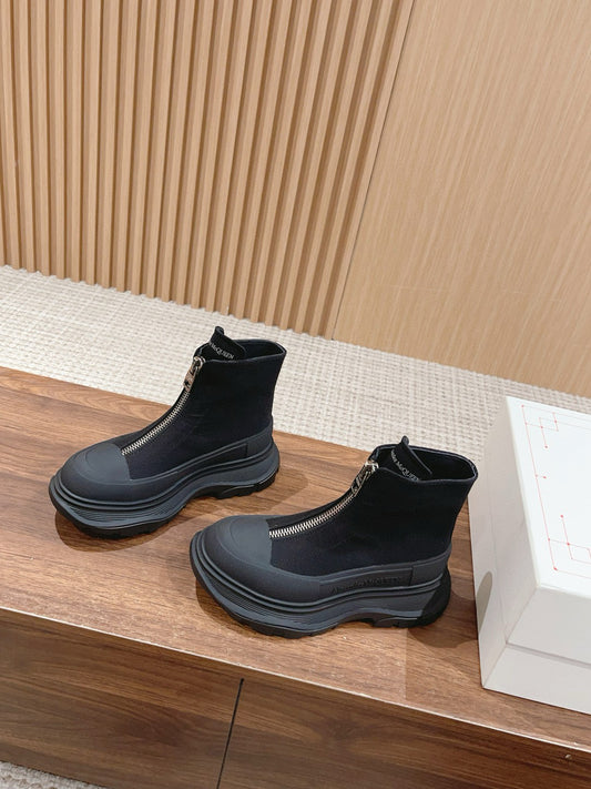 Alexander McQueen Sneakers