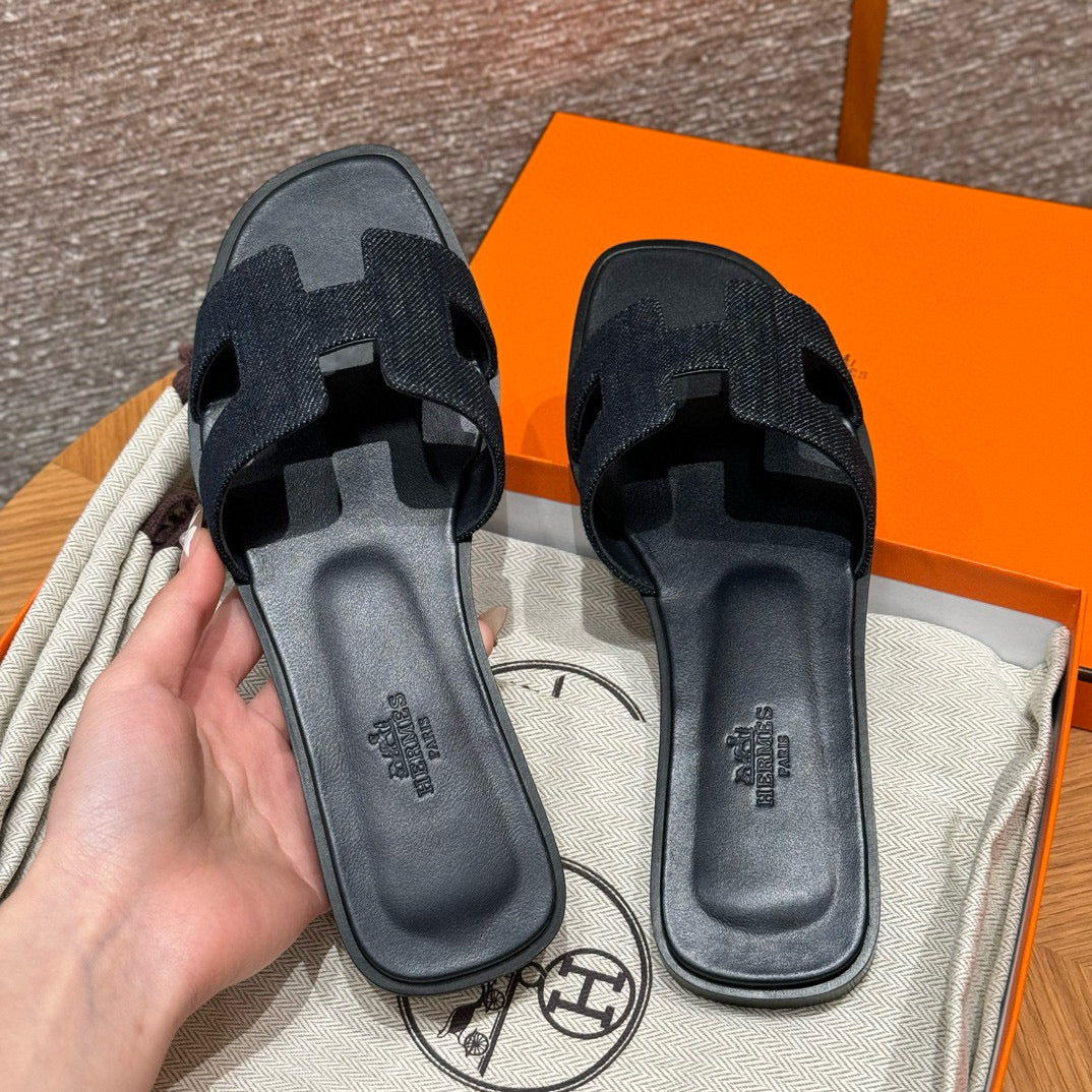 Hermes Slippers