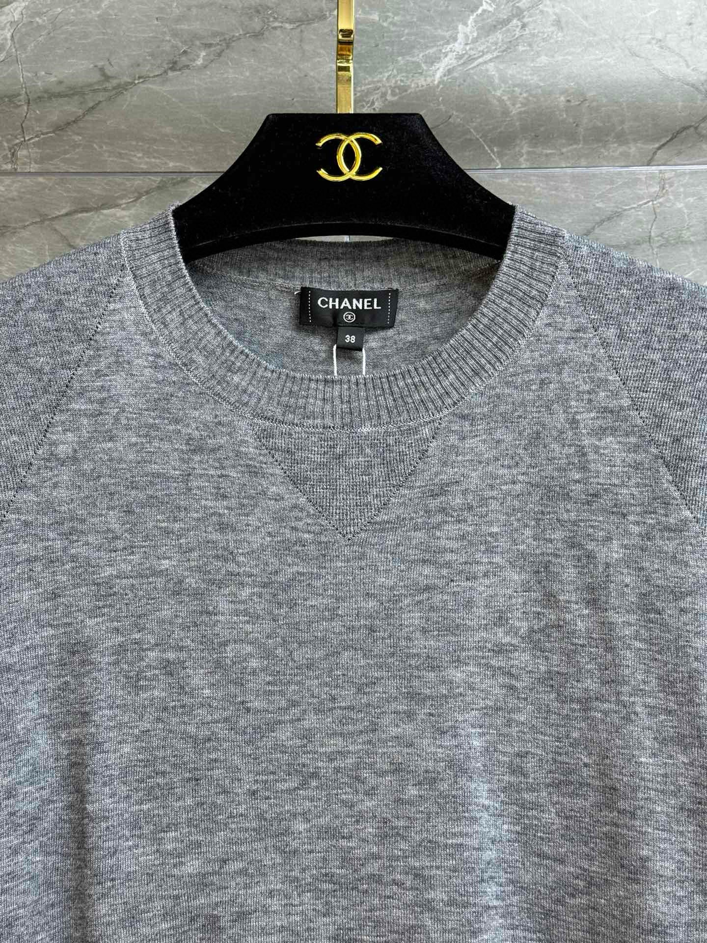 Chanel T-Shirt