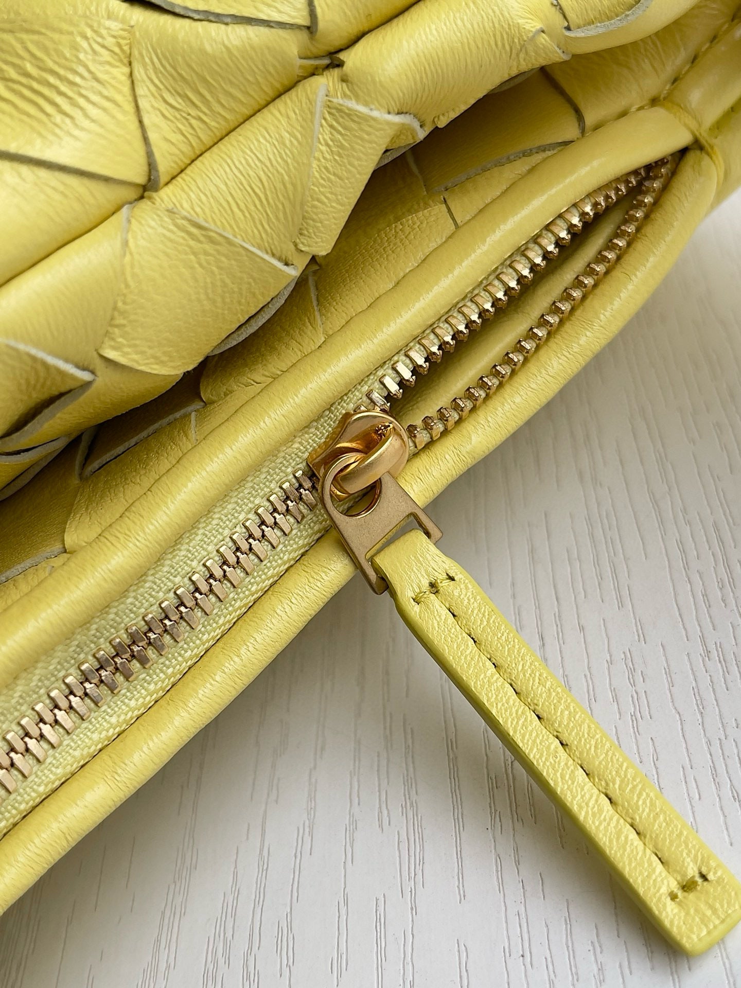 BV Gemelli Intrecciato Bag