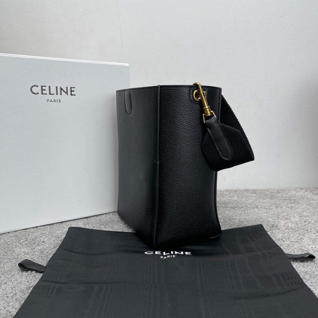 Celine Sangle Bucket