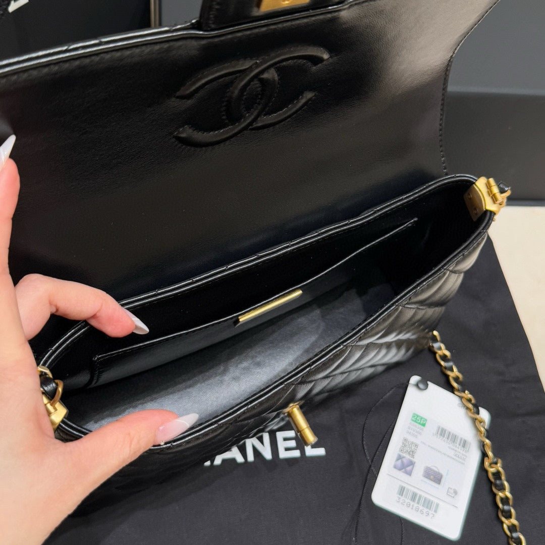 Chanel 25P Kelly (17x26x7.5)