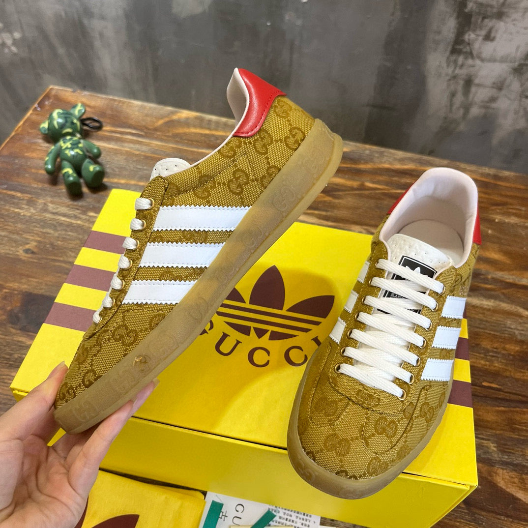 Gucci Sneakers