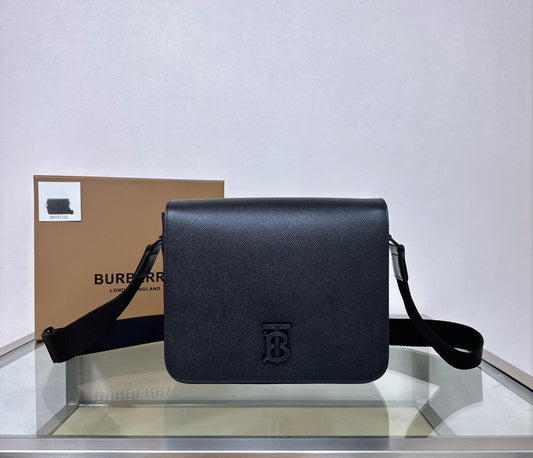 Burberry Messenger