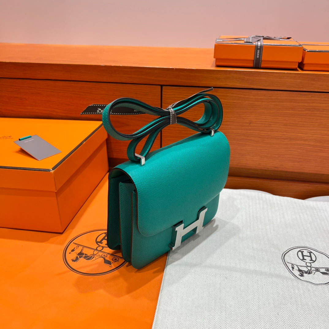 Hermes Constance 19