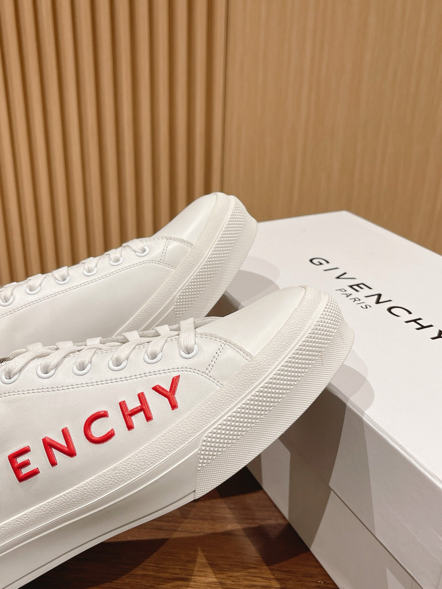 Givenchy Sneakers