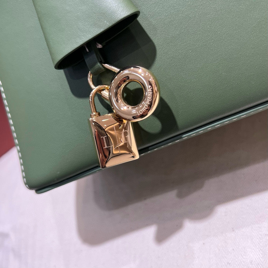 Loro Piana Extra Bag 27