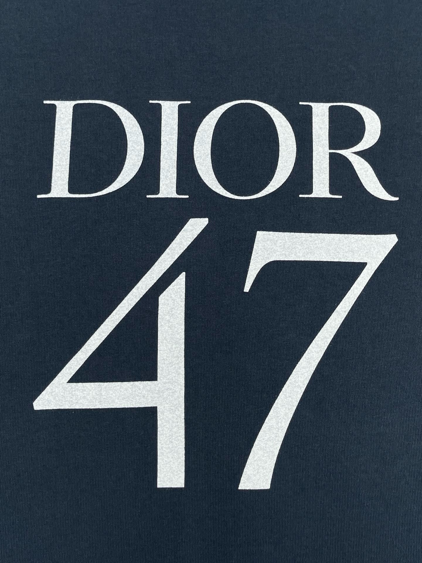 Dior T-shirt