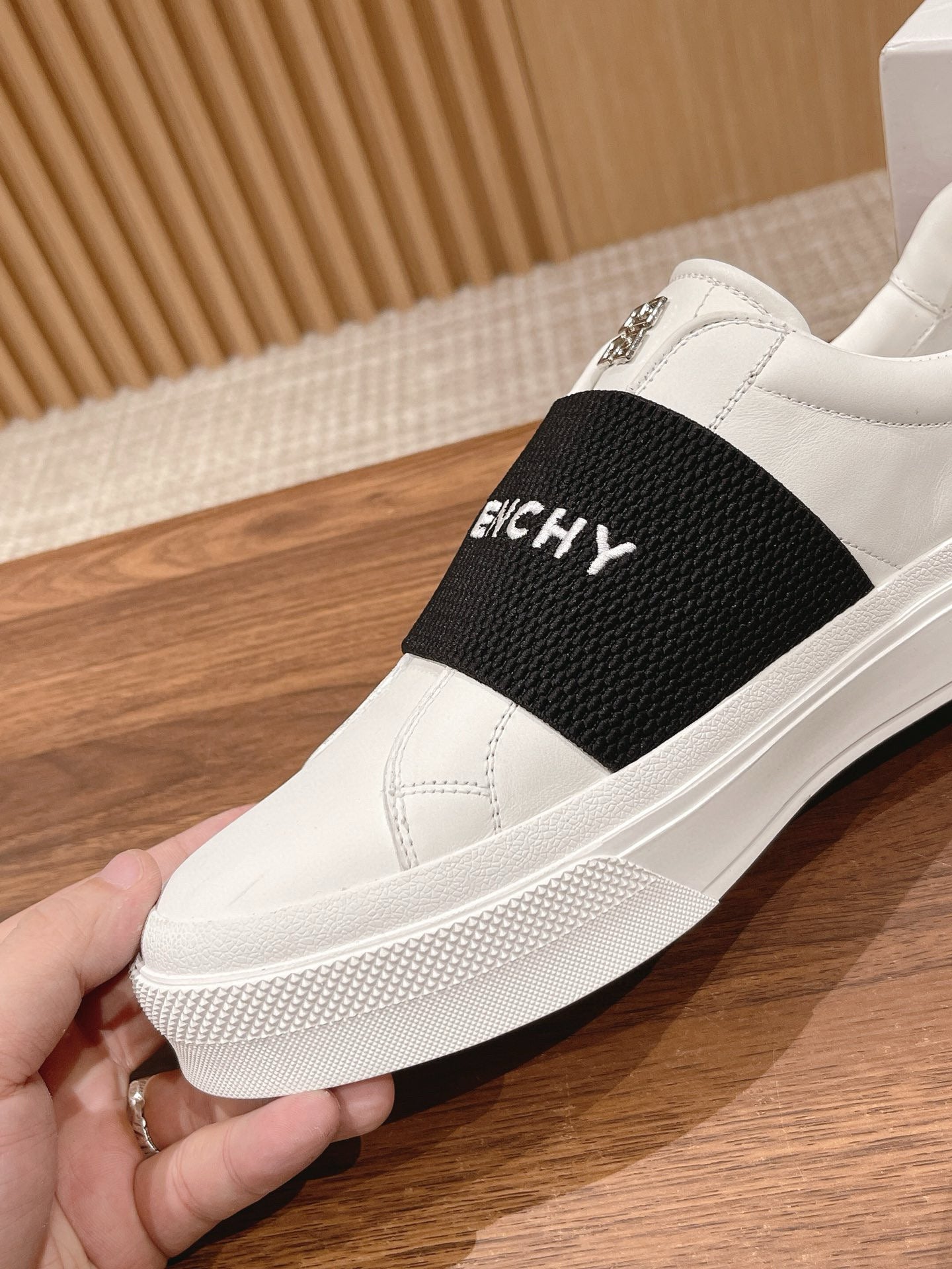 Givenchy Sneakers