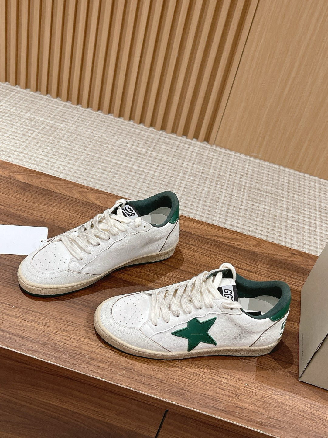 Golden Goose Sneaker