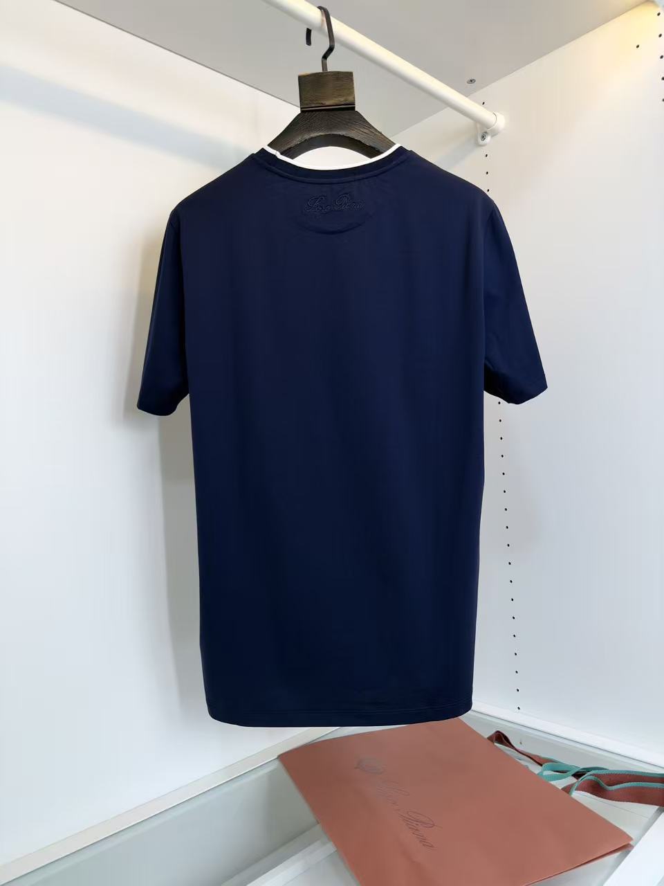 LP T-shirt