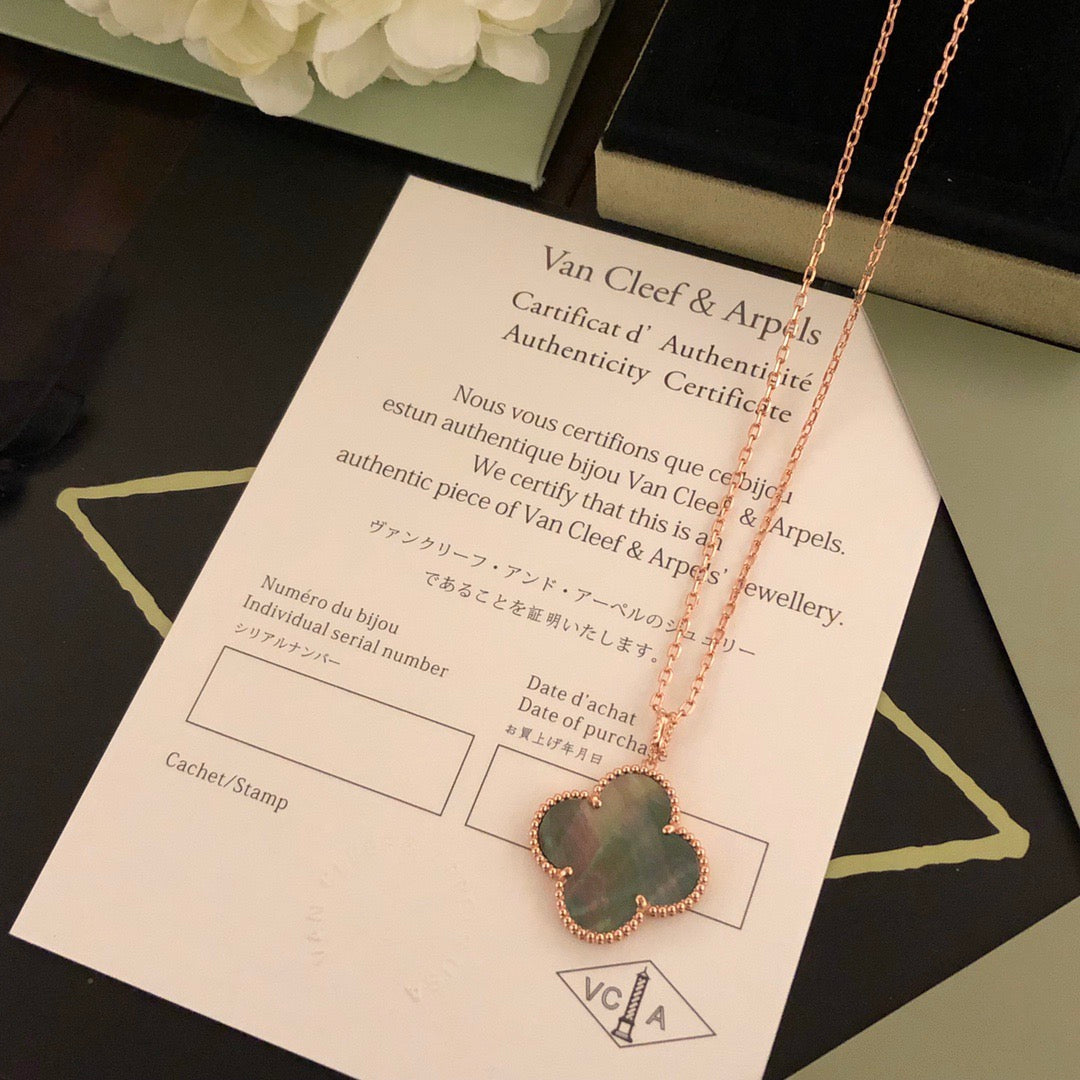 Van Cleef & Arpels Necklace