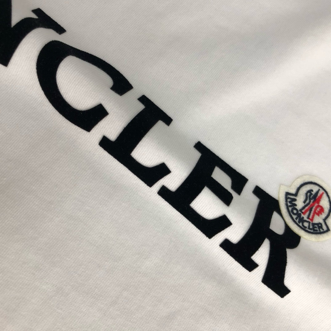 Moncler T-shirt