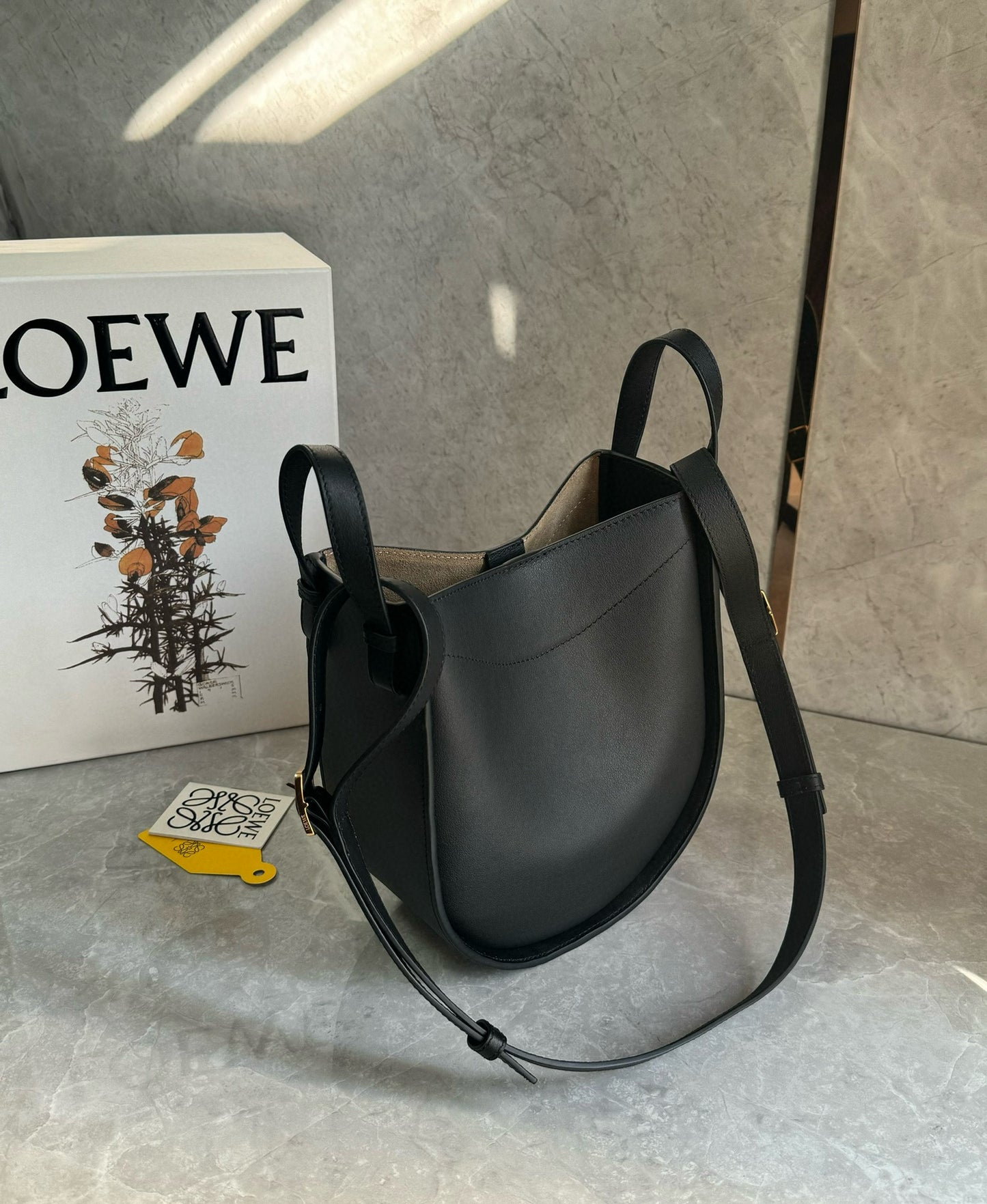 Loewe Hammock