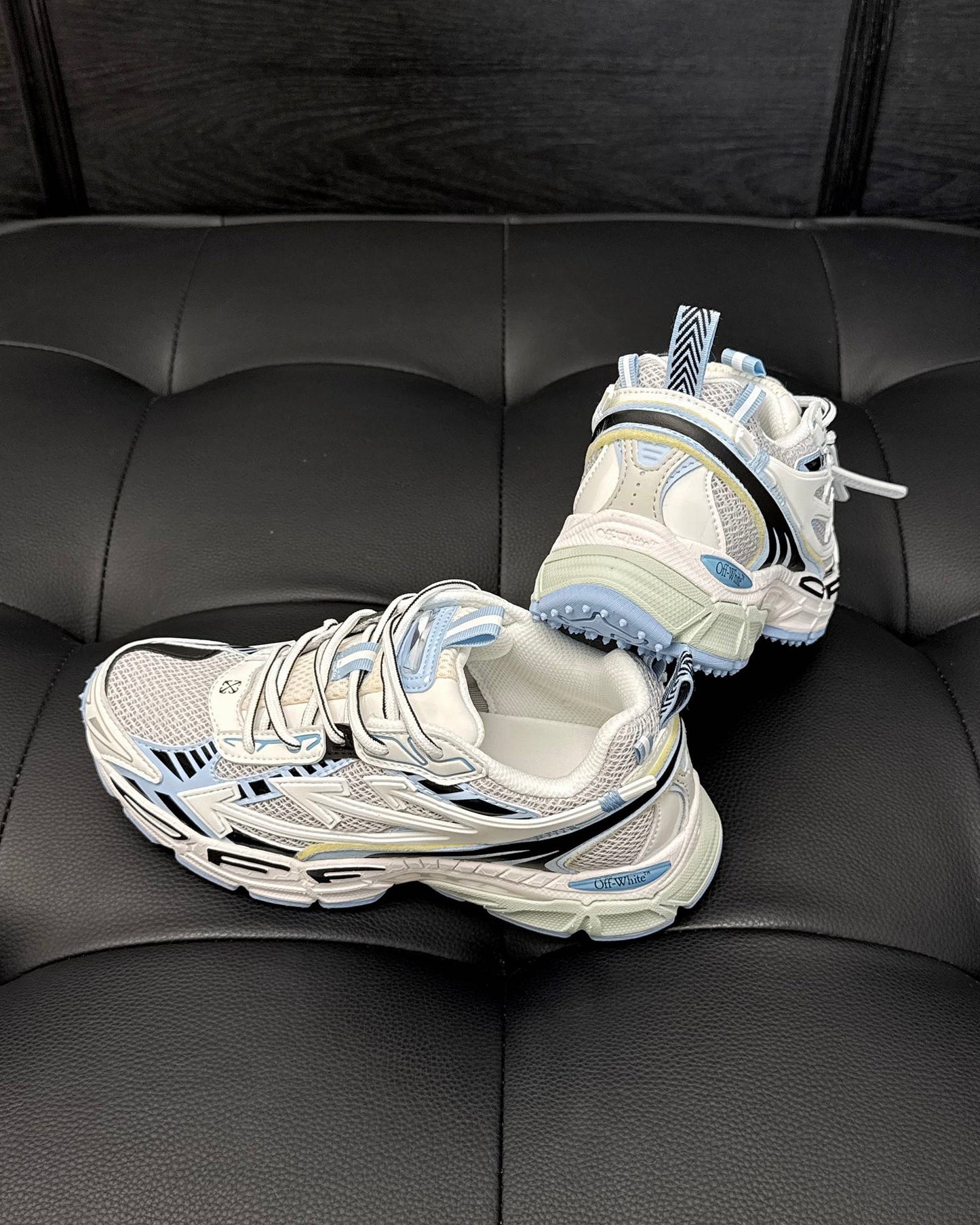 Off-White ODSY 1000 Sneaker