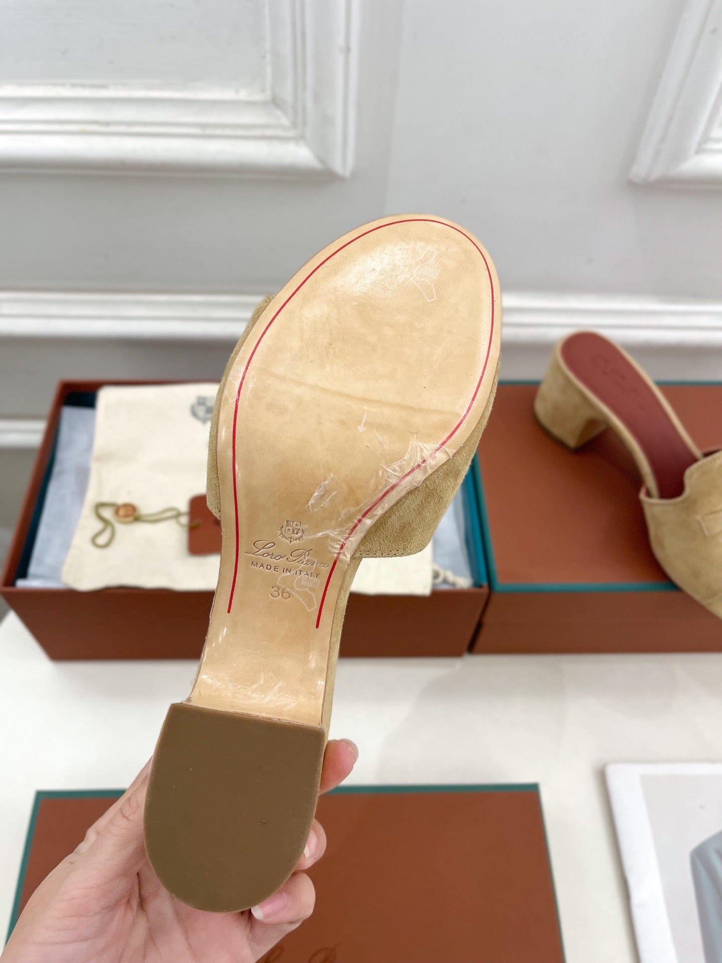 LP Sandals